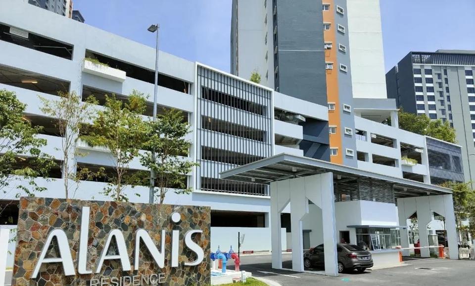 Cozy Kota Warisan @alanis @klia Apartment